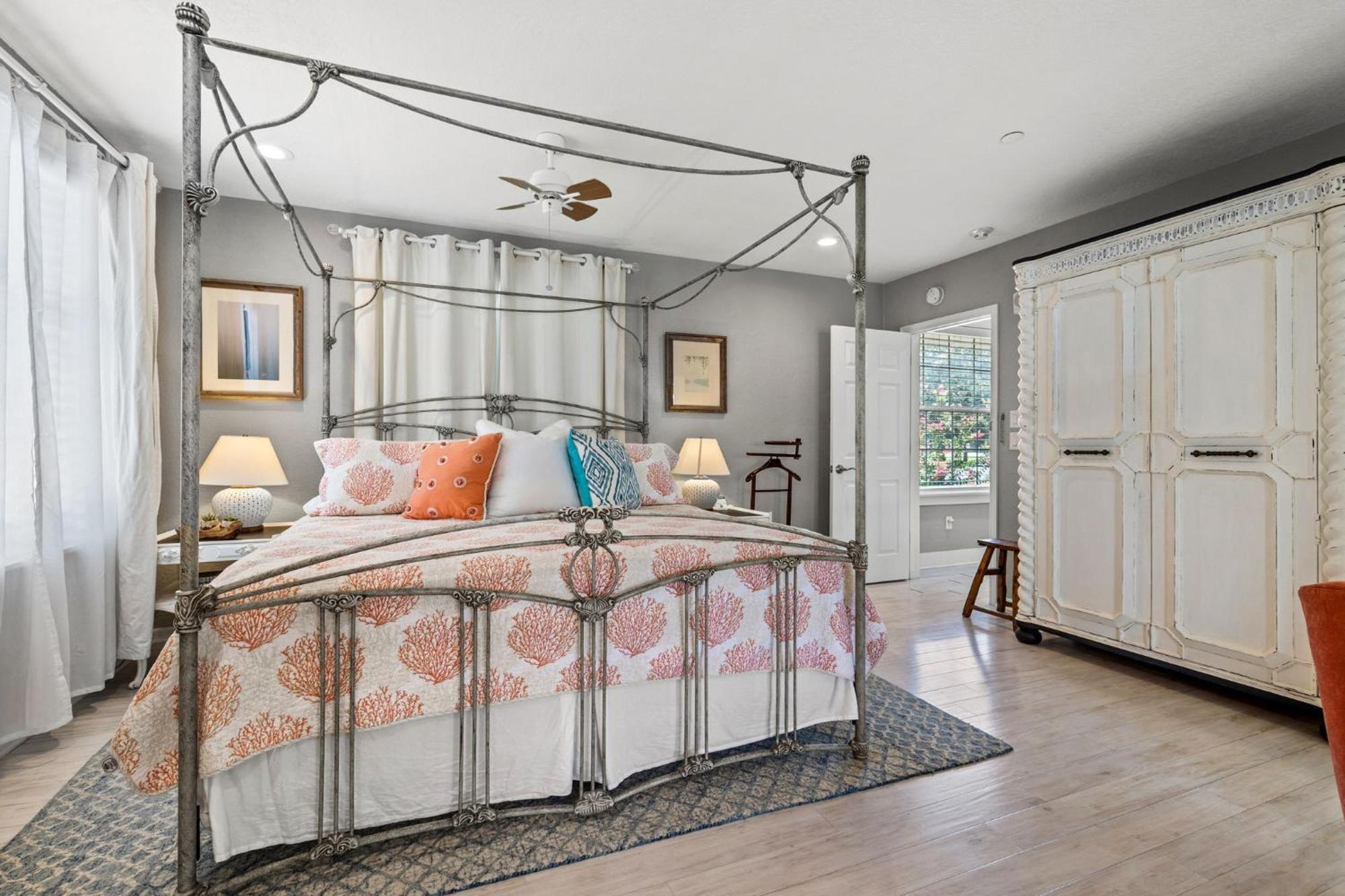 The Kenwood Gables Bed & Breakfast St. Petersburg Eksteriør bilde